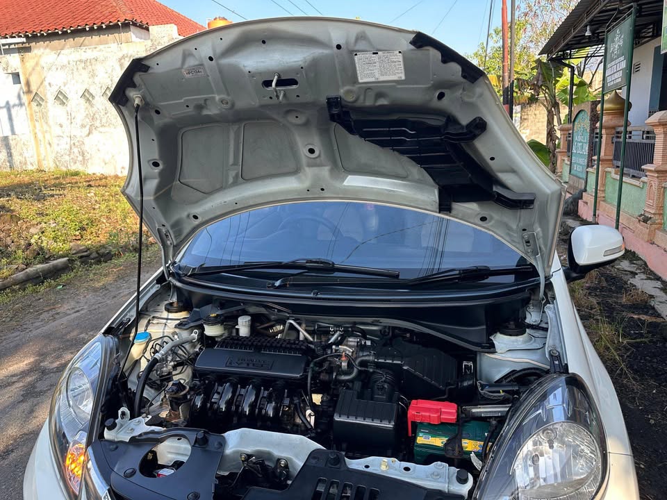 JUAL HONDA MOBILIO E MT 2014