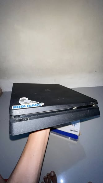 PS 4 ori 500GB + 500GB eksternal (1TB)