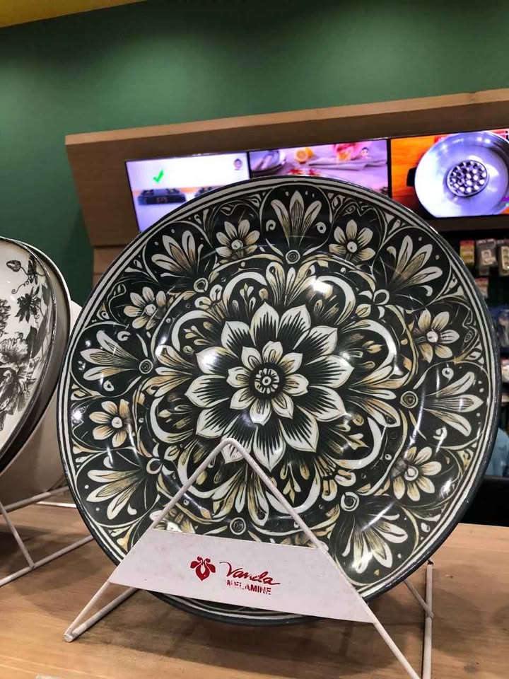 PROMO PIRING VANDA MELAMINE – ELEGAN & KEKINIAN! 🍽️✨