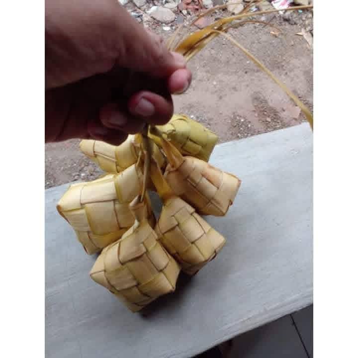 JUAL KETUPAT LEBARAN ENAK & SIAP SAJI 🍽️✨