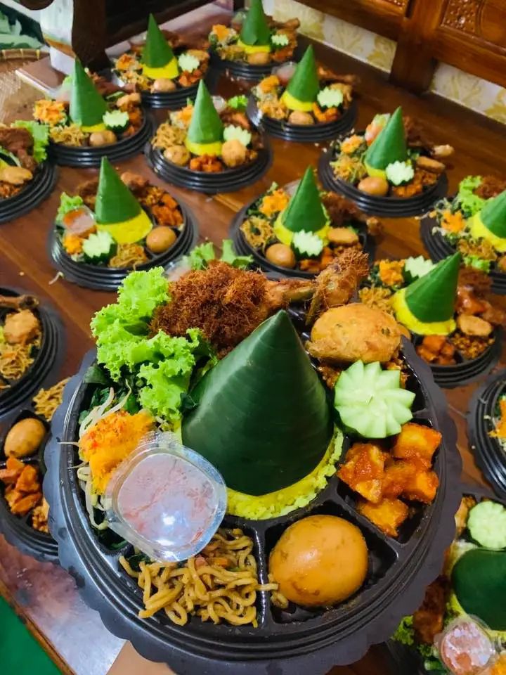 JUAL NASI TUMPENG / NASI KUNING – CANTIK, ENAK & SIAP ACARA! 🍛✨