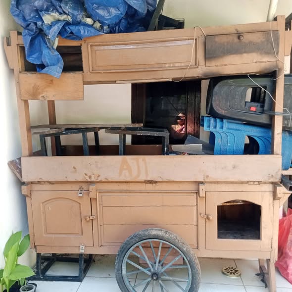 DIJUAL GEROBAK ANGKRINGAN BEKAS