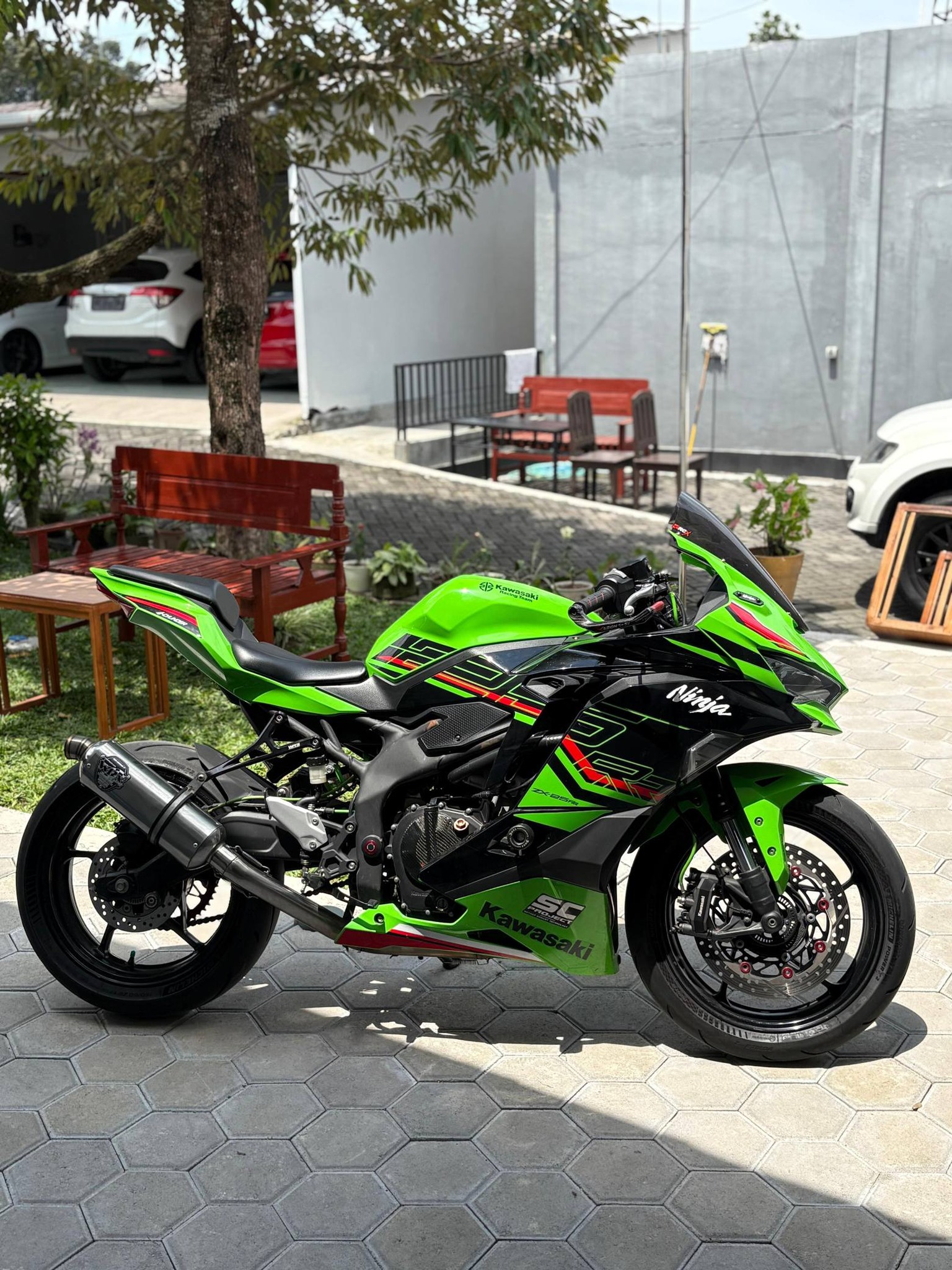 ZX25RR  2023 105JT NEGO