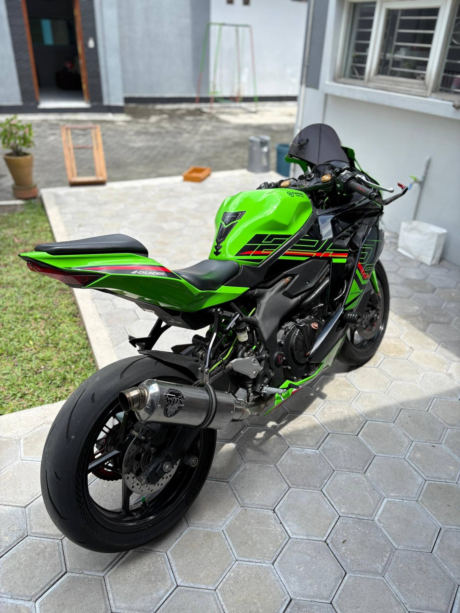 ZX25RR  2023 105JT NEGO