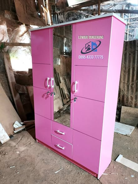 JUAL LEMARI BAJU 3 PINTU