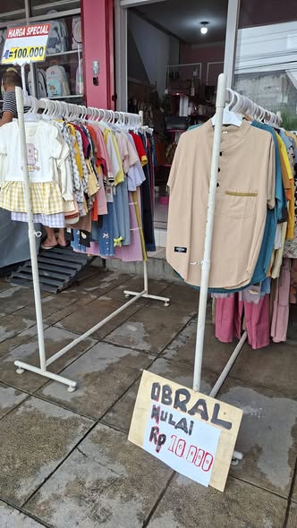 Obral baju dan celana anak dan remaja