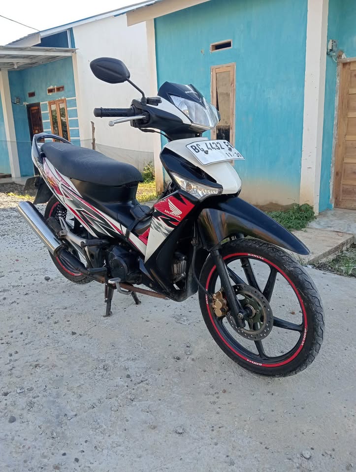 🔥 SUPRA X 125  – IRIT, TANGGUH & SIAP GAS! 🔥