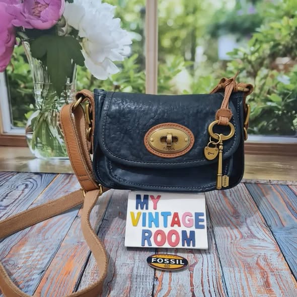 Tas Branded Murah, Kualitas Tinggi!