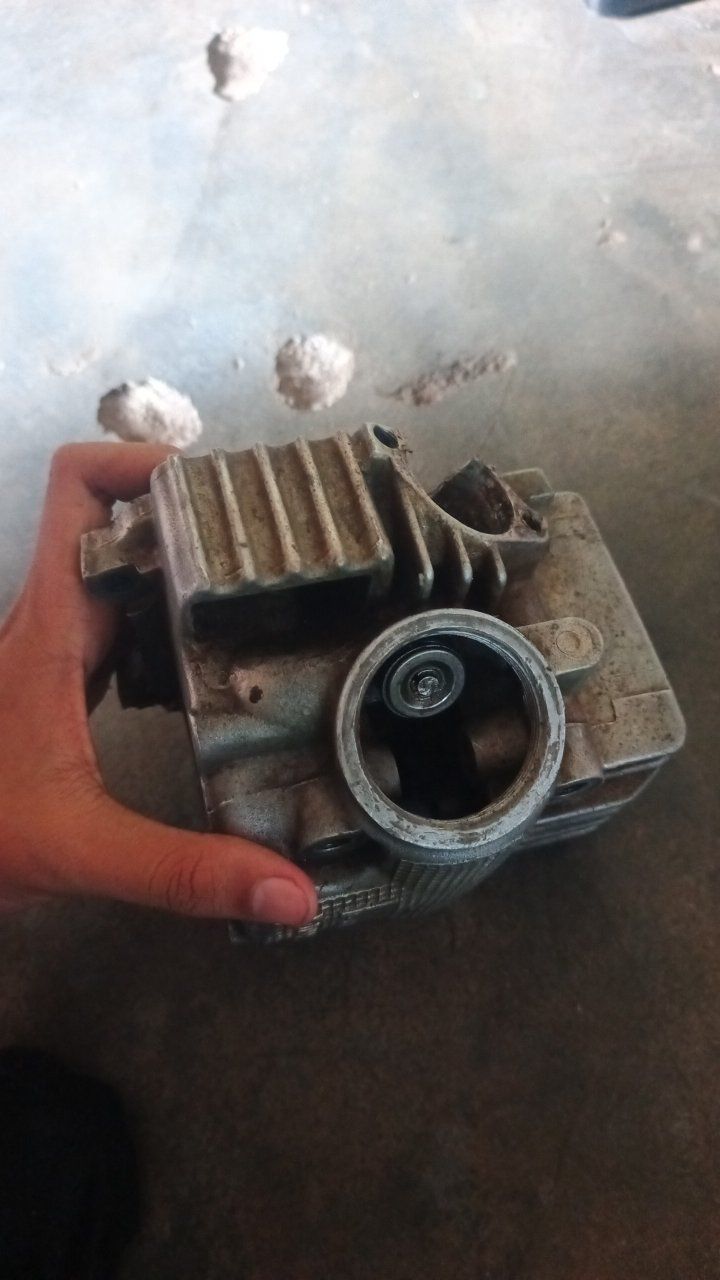HEAD SILINDER MOTOR BERKUALITAS – TENAGA NAIK, PERFORMA MAKIN GARANG!