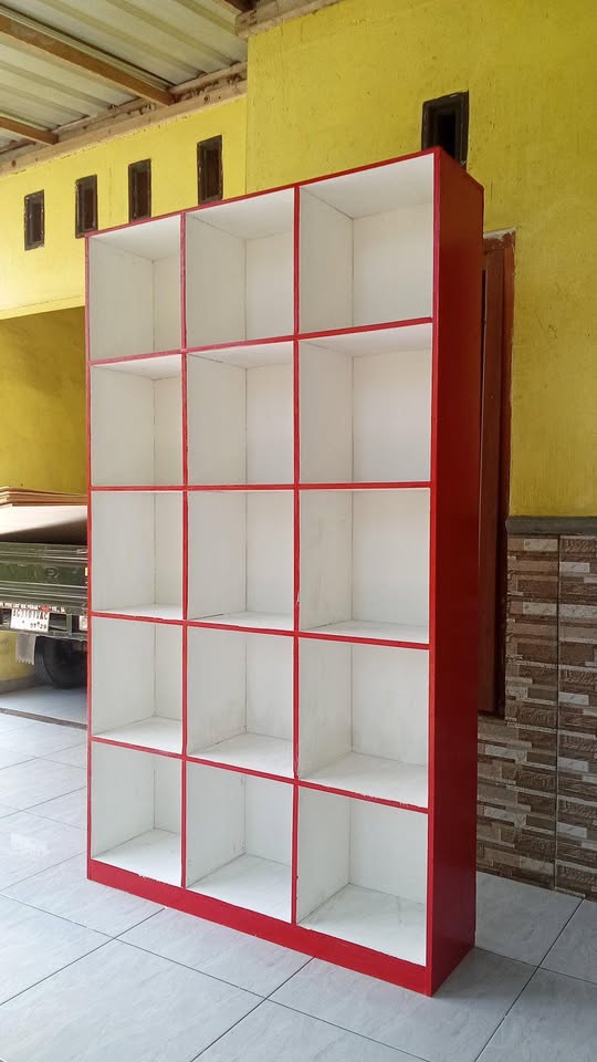 🧱✨ RAK SERBAGUNA MINIMALIS – SOLUSI DISPLAY RAPI & MENARIK! ✨🧱
