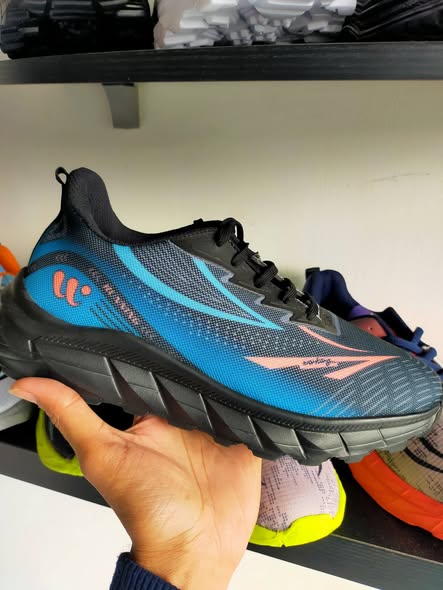 👟🔥 SEPATU SPORT KEKINIAN – NYAMAN, RINGAN & STYLISH! 🔥👟