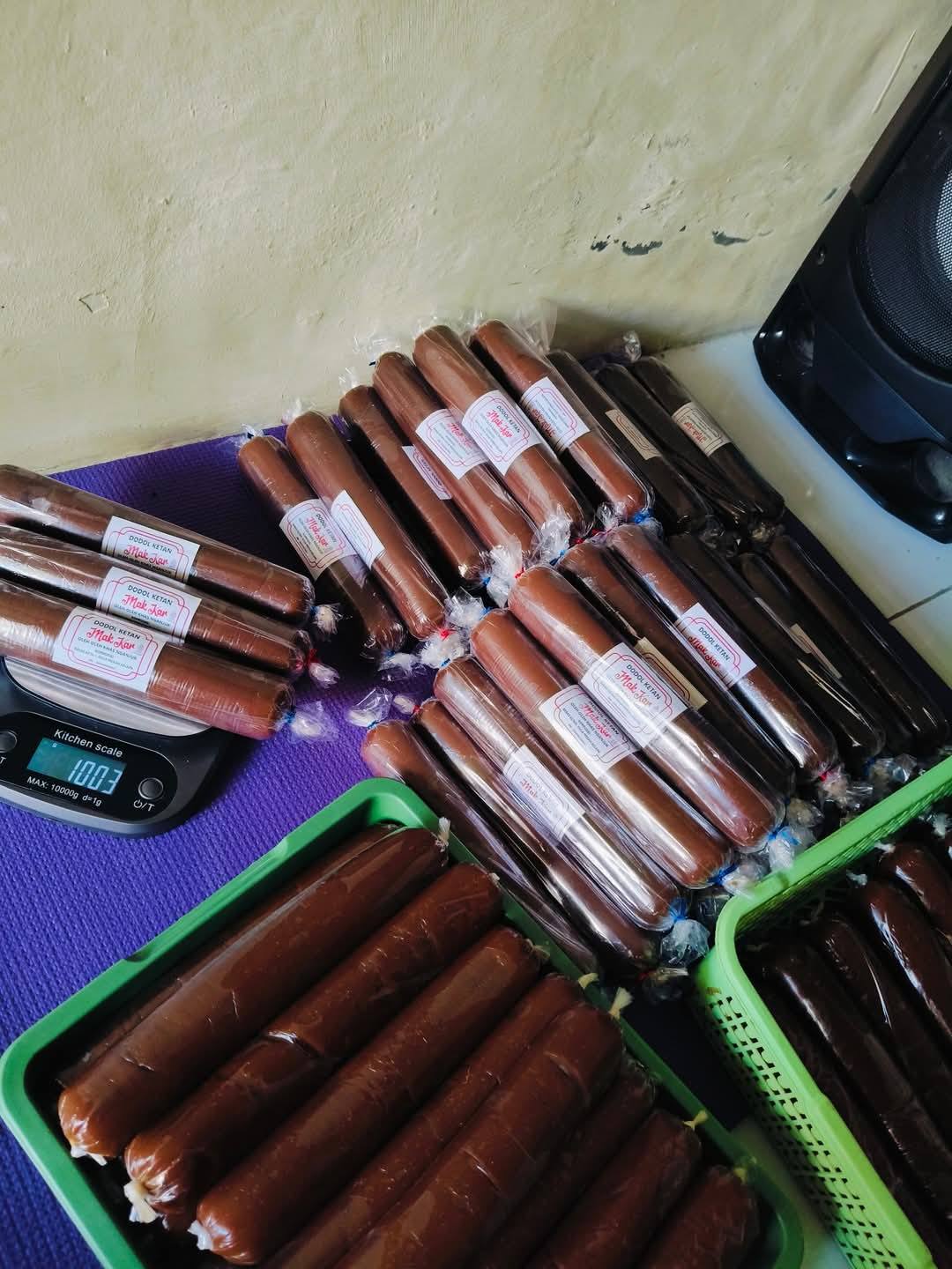 DODOL KETAN LEGIT – MANIS TRADISIONAL BIKIN KETAGIHAN!