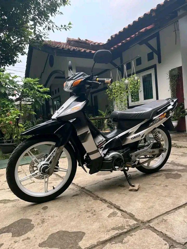 🏍️🔥 YAMAHA FIZ R – MOTOR LEGEND, IRIT & TENAGA GALAK! 🔥🏍️