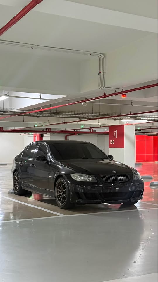 BMW E90 325i 2006 Mint Condition