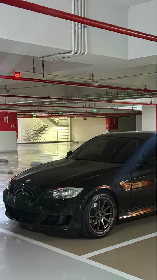 BMW E90 325i 2006 Mint Condition