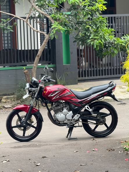 Jual Scorpio 220 (2010)