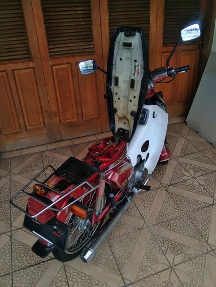 Jual HONDA c800 - c86 TH.1982 PLAT AB