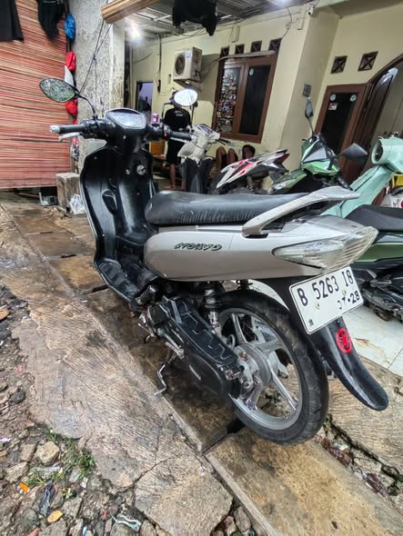 Nouvo lele tahun 2002 Asli silver ss lengkap
