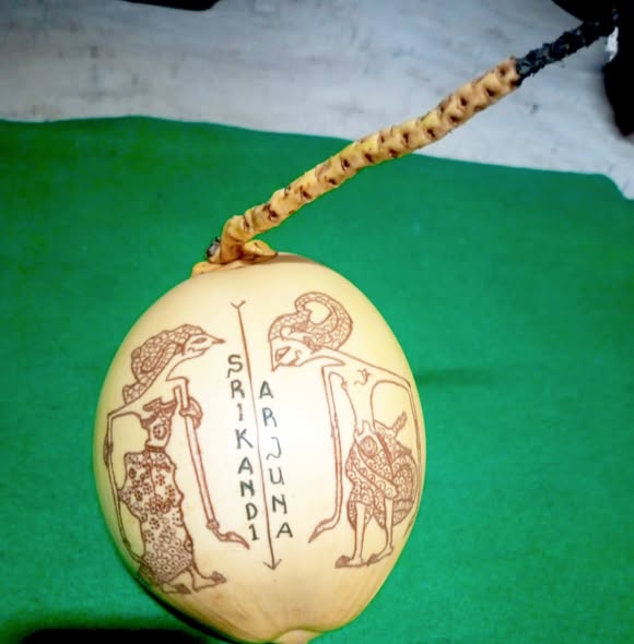Kelapa Ukir Wayang Unik Khas Tradisional!