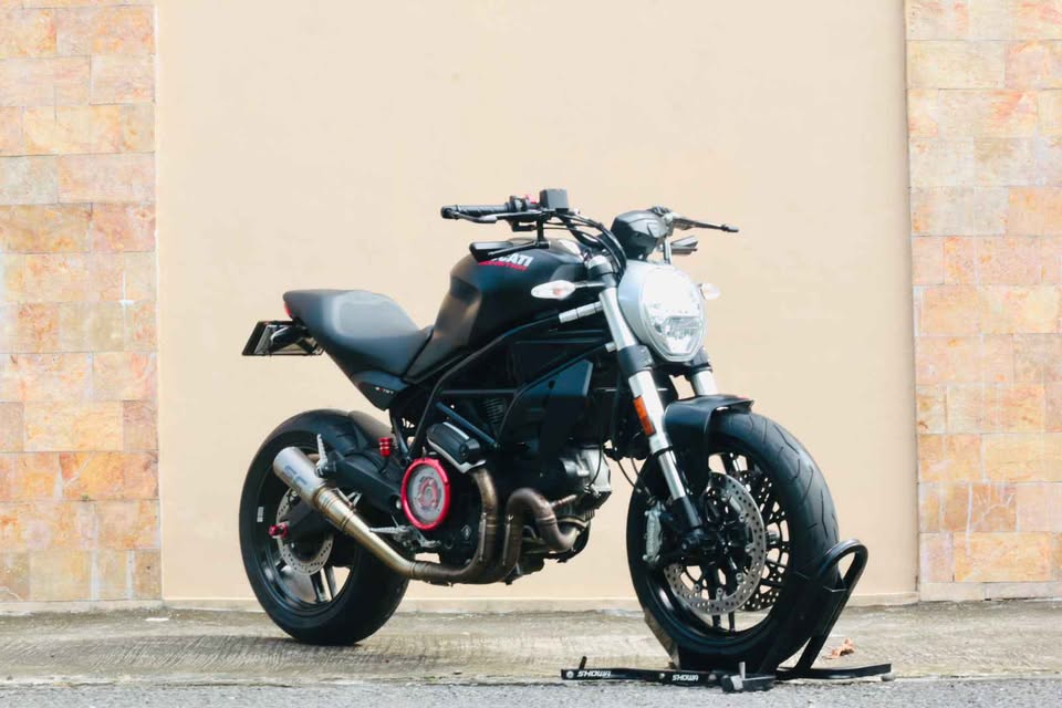 Ducati  Monster 797