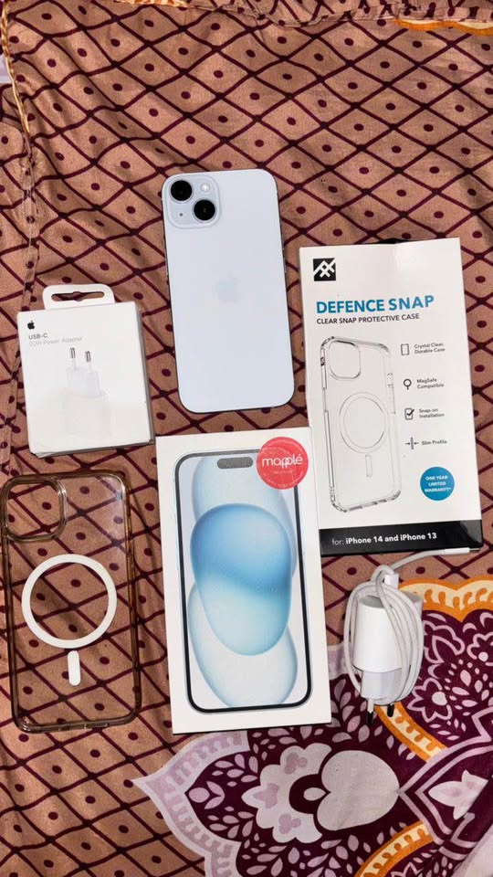 iPhone 15 Putih Mulus Fullset Siap Pakai!!