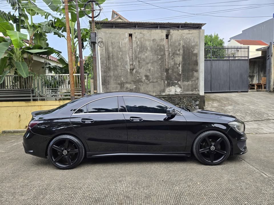 Mercedes Benz CLA 200 Tahun 2014