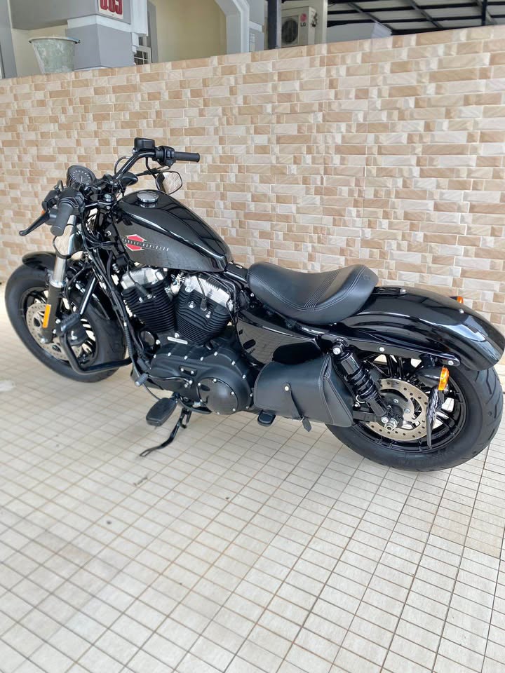 Harley Davidson Sportster 48