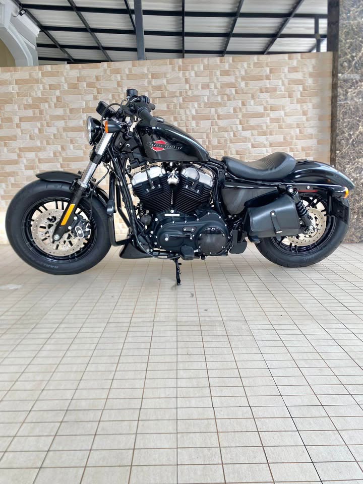 Harley Davidson Sportster 48
