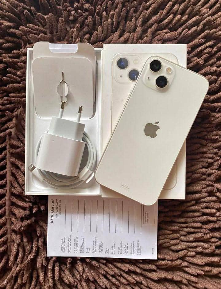 Jual cepat iPhone 13  iBox