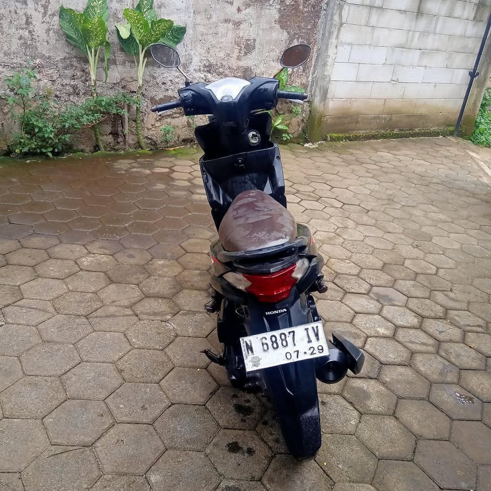 Honda BeAT Karbu Hitam Mesin Halus Siap Pakai