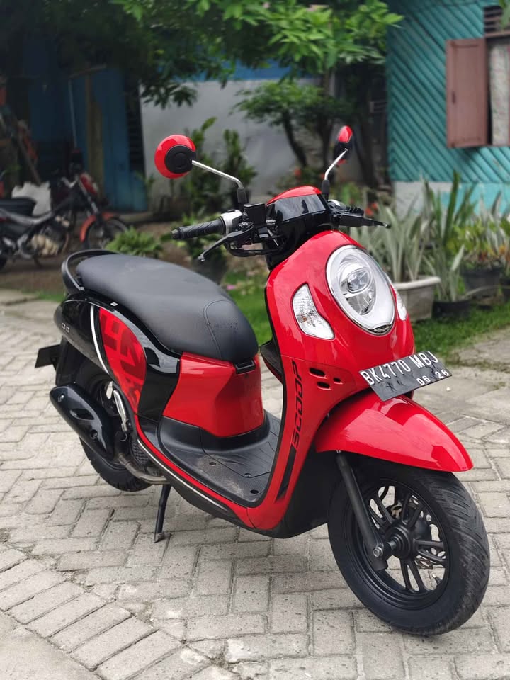 JUAL HONDA SCOOPY 2021 WARNA MERAH