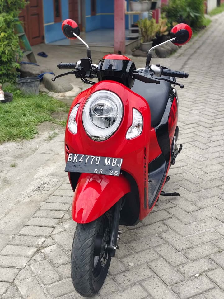 JUAL HONDA SCOOPY 2021 WARNA MERAH