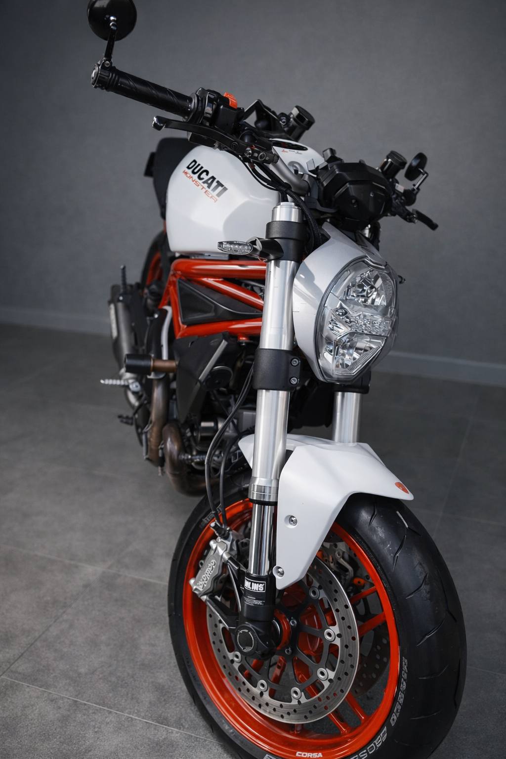 [RARE] Ducati Monster 797 White Doff Texture 2019 edition