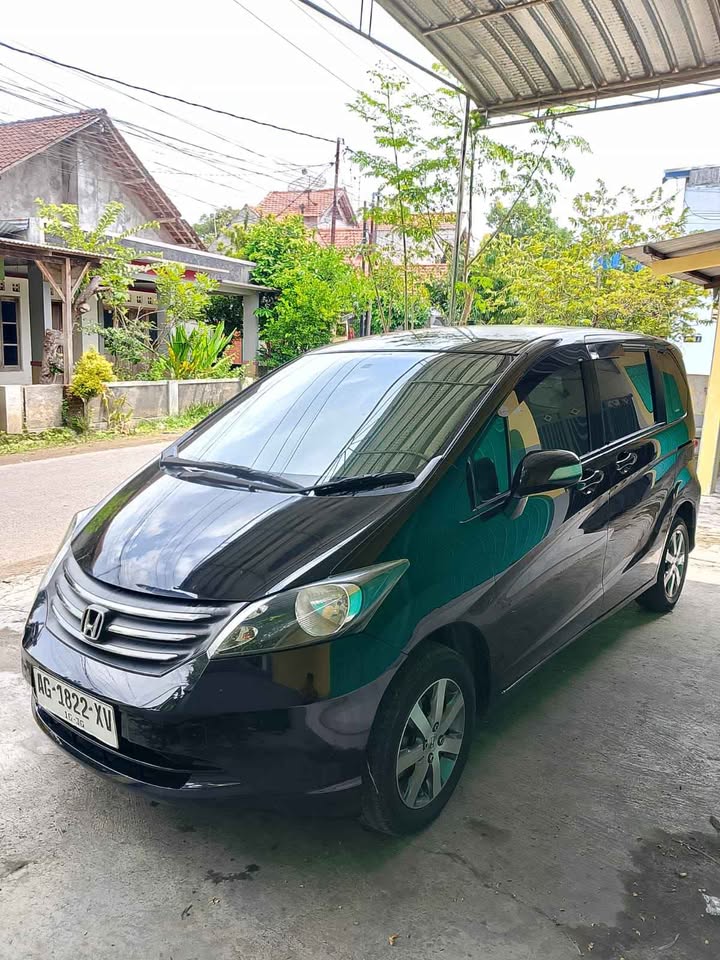 Honda Freed PSD 2010