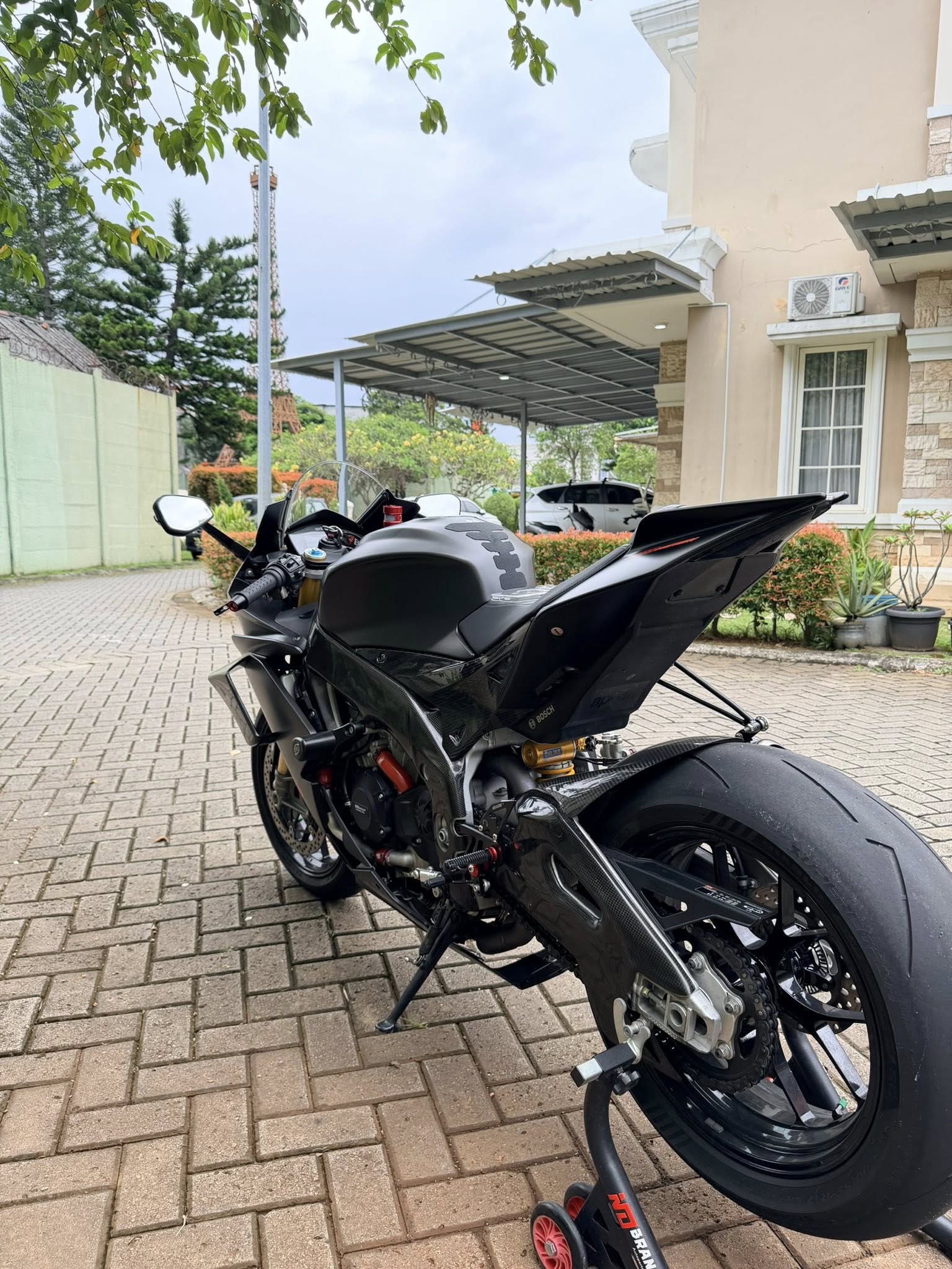 Aprilia RSV4 1100 Factory 2020