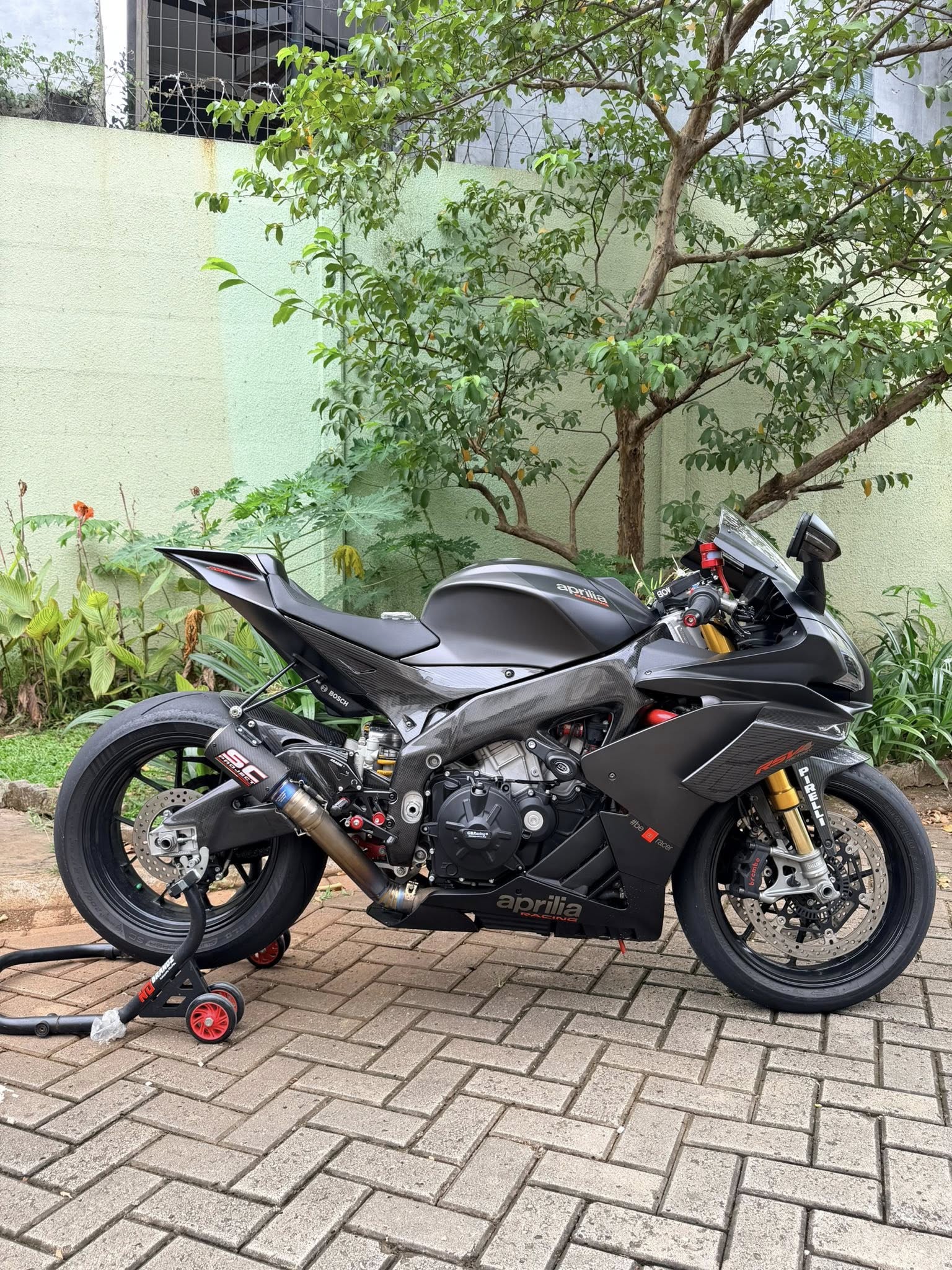 Aprilia RSV4 1100 Factory 2020