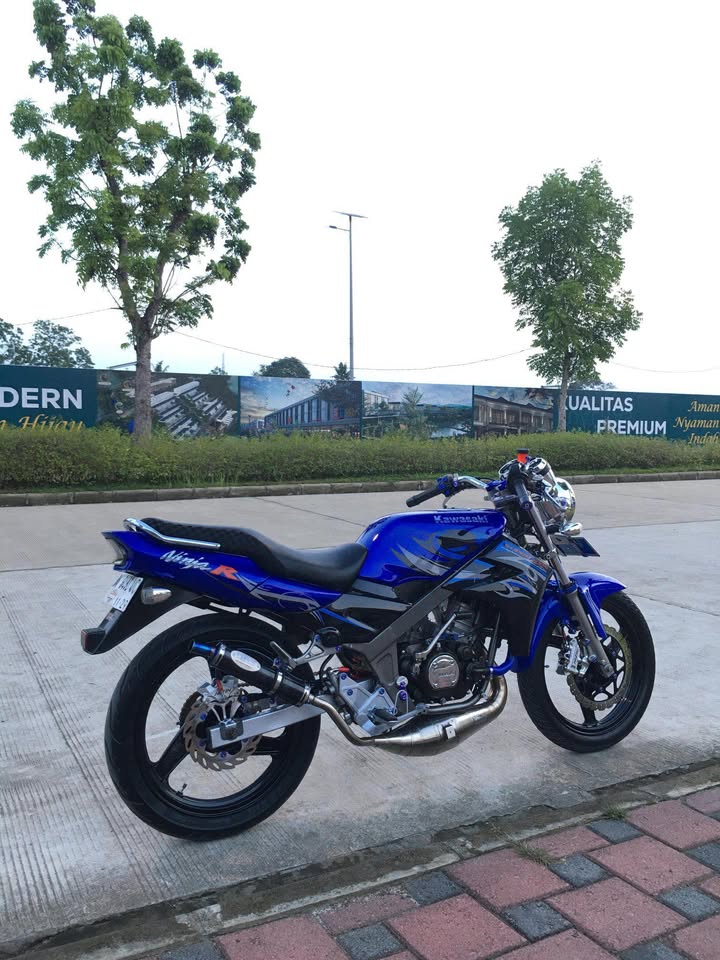 Ninja R kiss 2006
