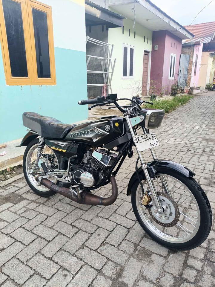 Di jual rx king tahun 2002. Asli hitam