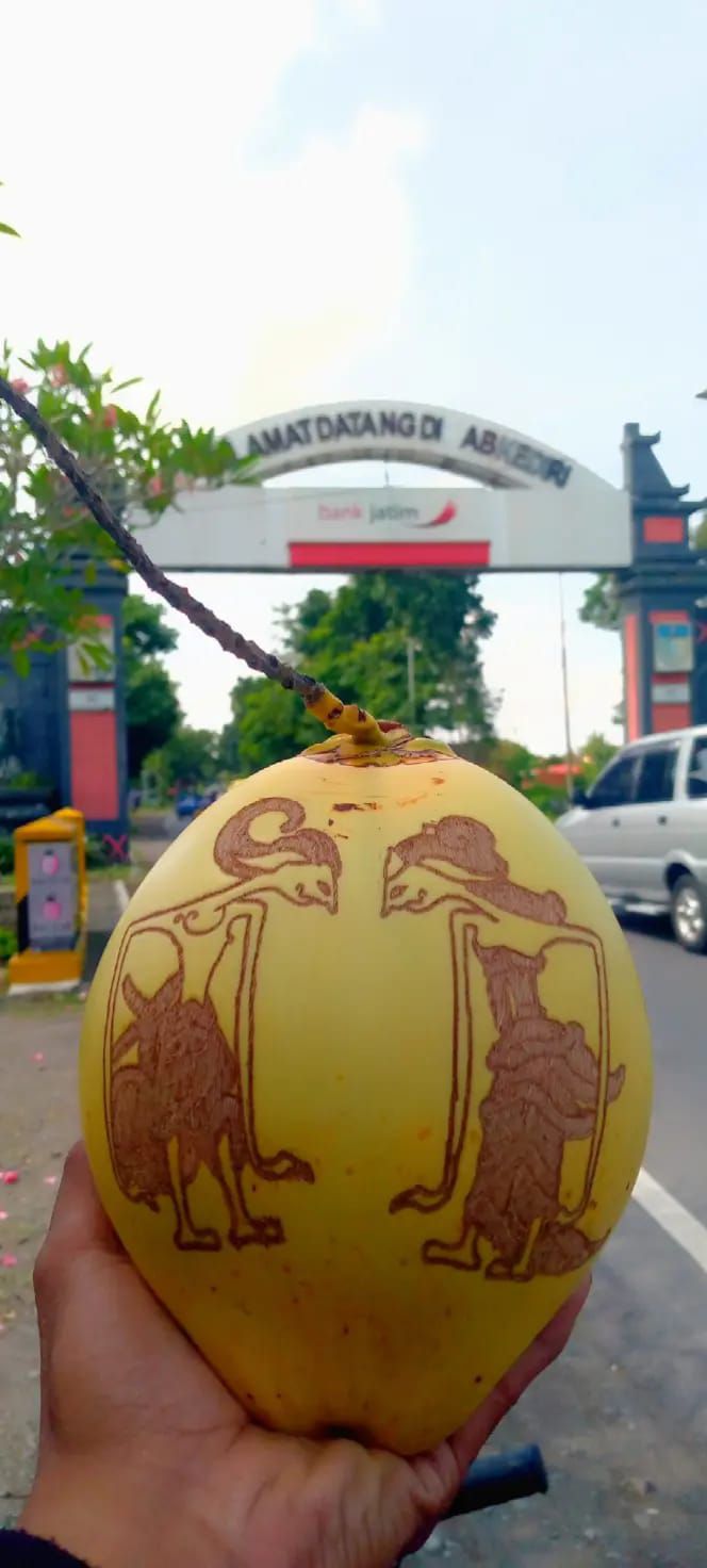 JASA UKIR KELAPA HAJATAN/TUJUH BULANAN