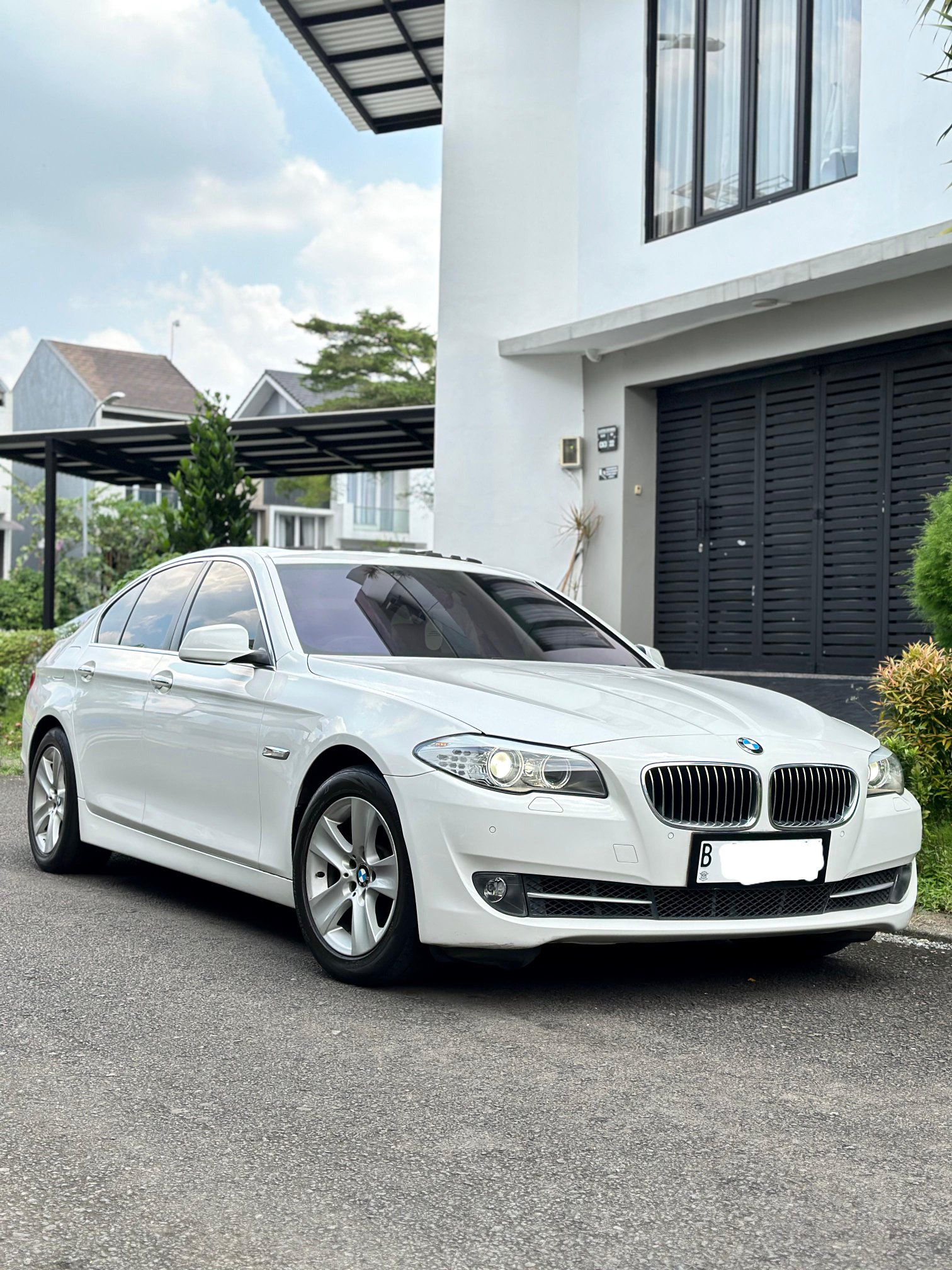 BMW 528i F10 Luxury Sunroof 2014 !