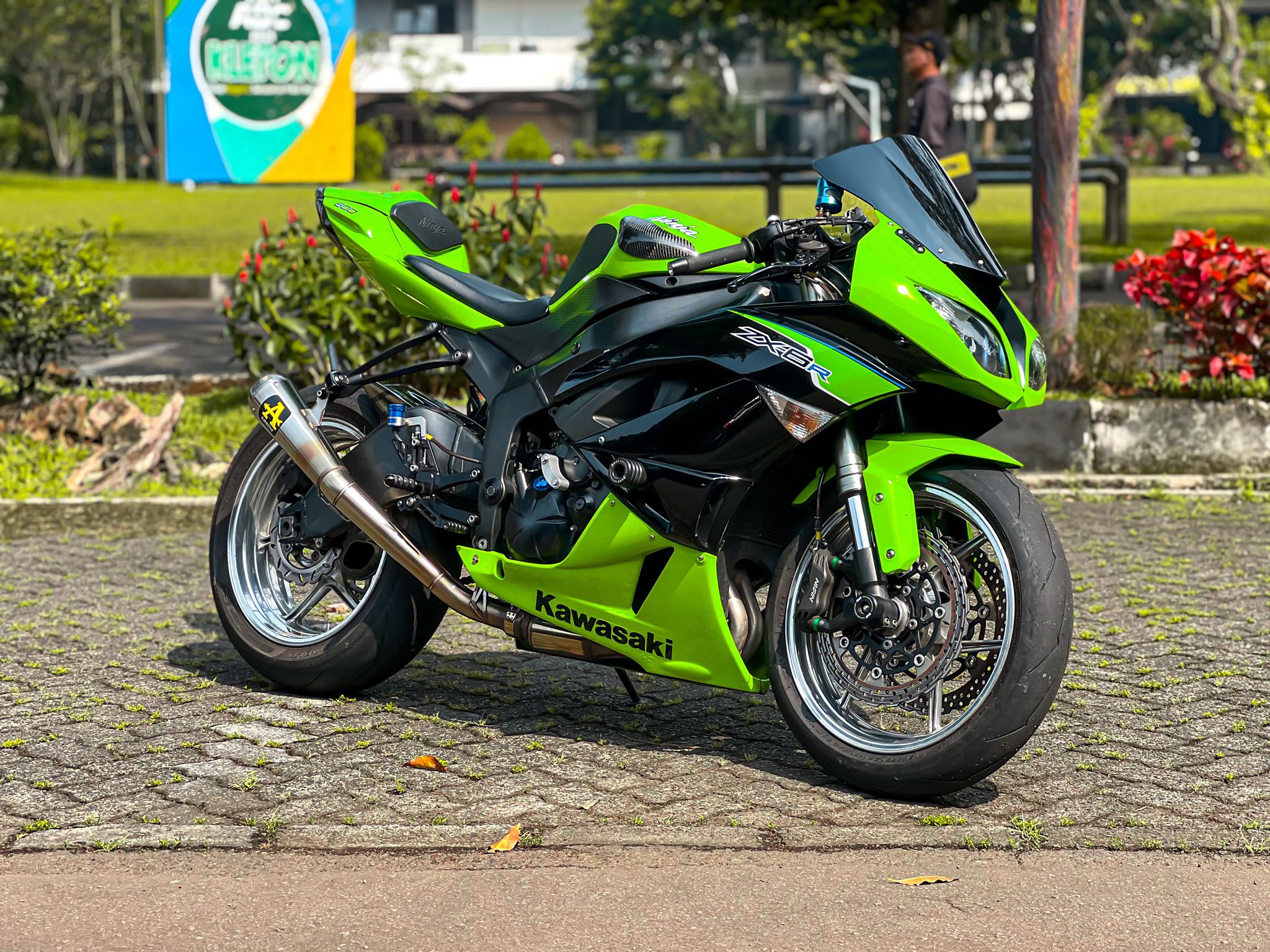 Kawasaki Zx6r 2011