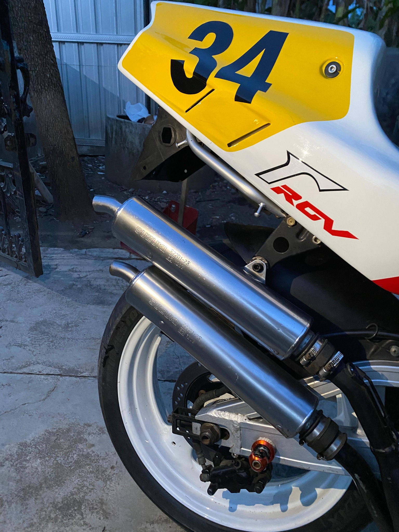 SUZUKI RGV 250 VJ22