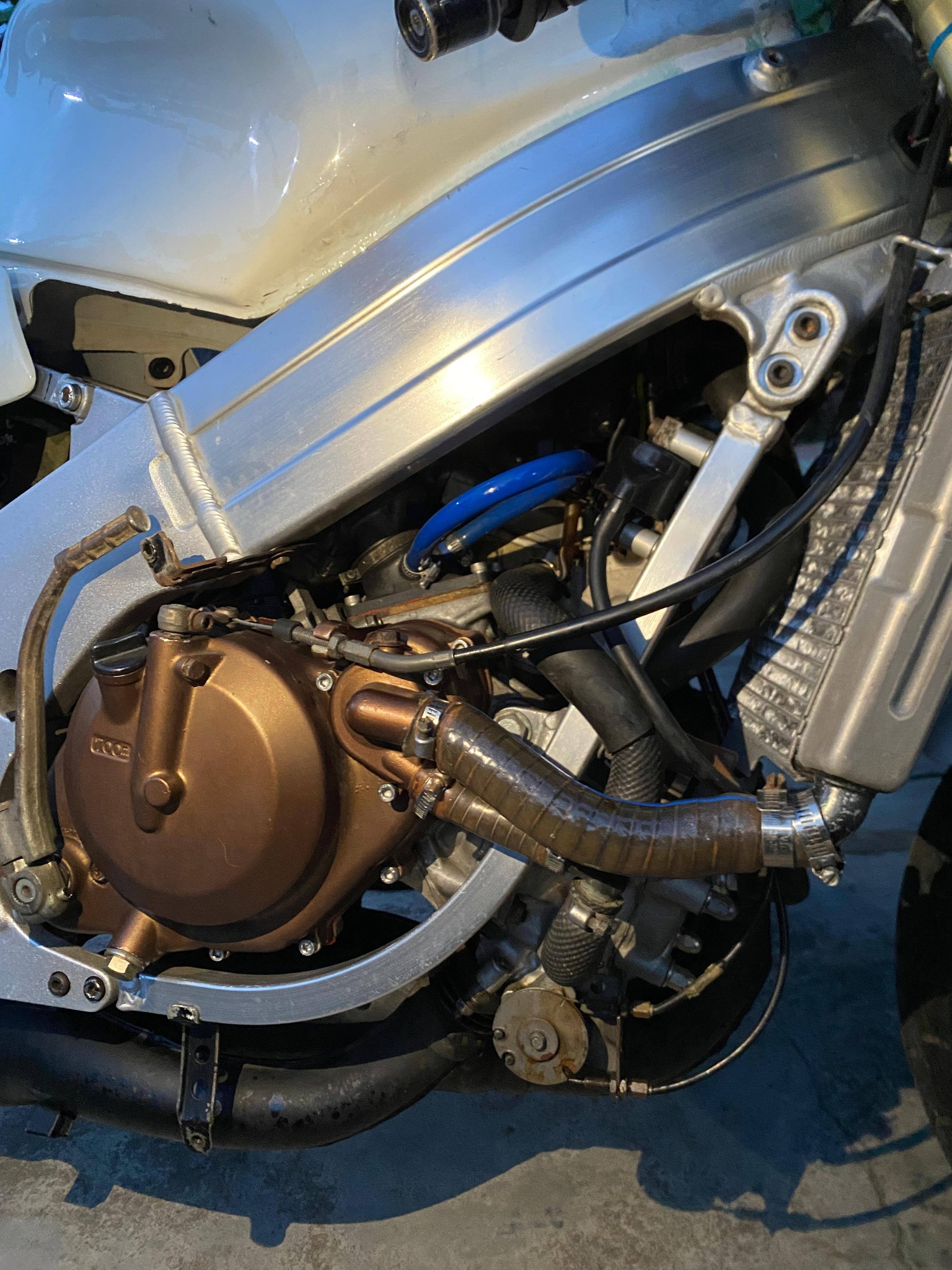 SUZUKI RGV 250 VJ22