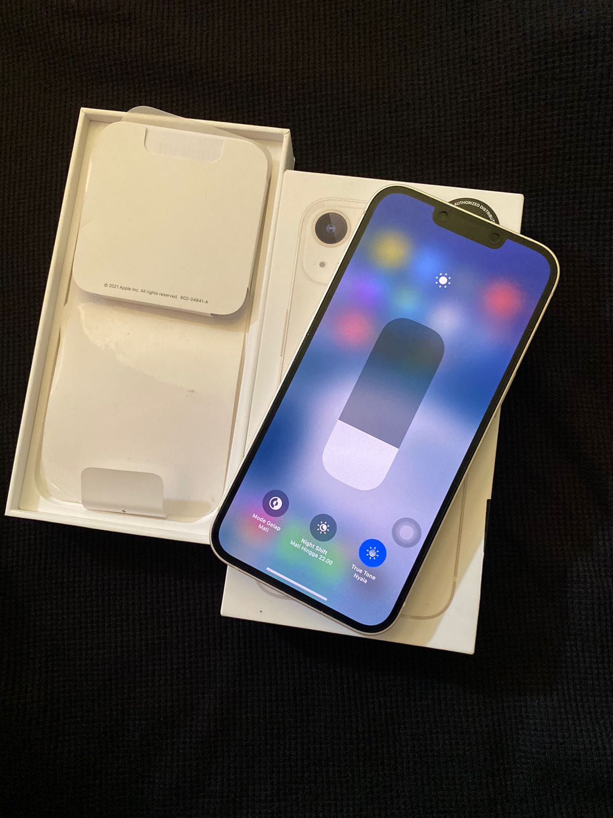 IPhone 13 Starlight 128GB iBox