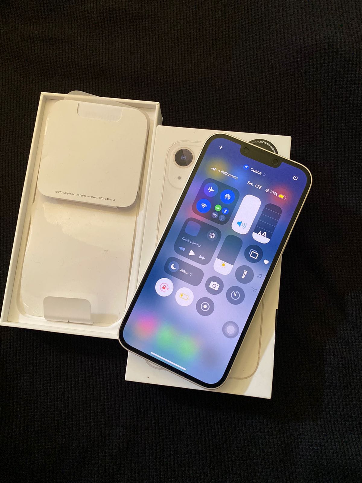IPhone 13 Starlight 128GB iBox