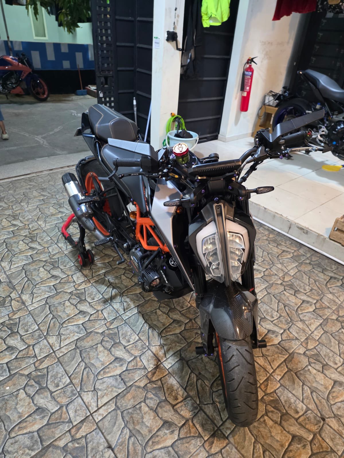 KTM DUKE 390 tahun 2022