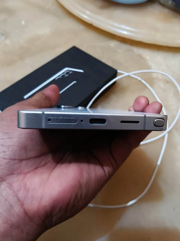 SAMSUNG S25 ULTRA 512 GB RAM 16 GB TITANIUM WHITE SILVER INTER
