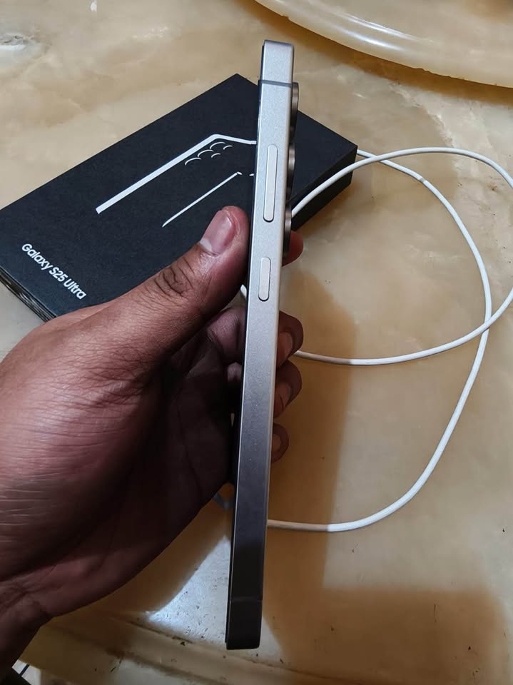 SAMSUNG S25 ULTRA 512 GB RAM 16 GB TITANIUM WHITE SILVER INTER
