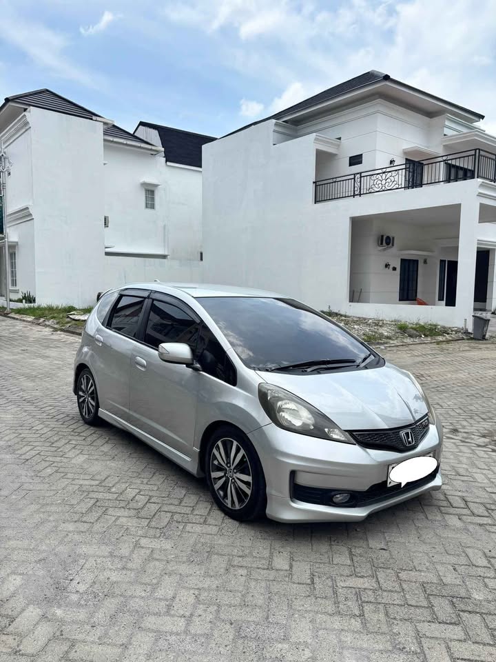 Honda Jazz Last Edition RS Th 2014 Automatic