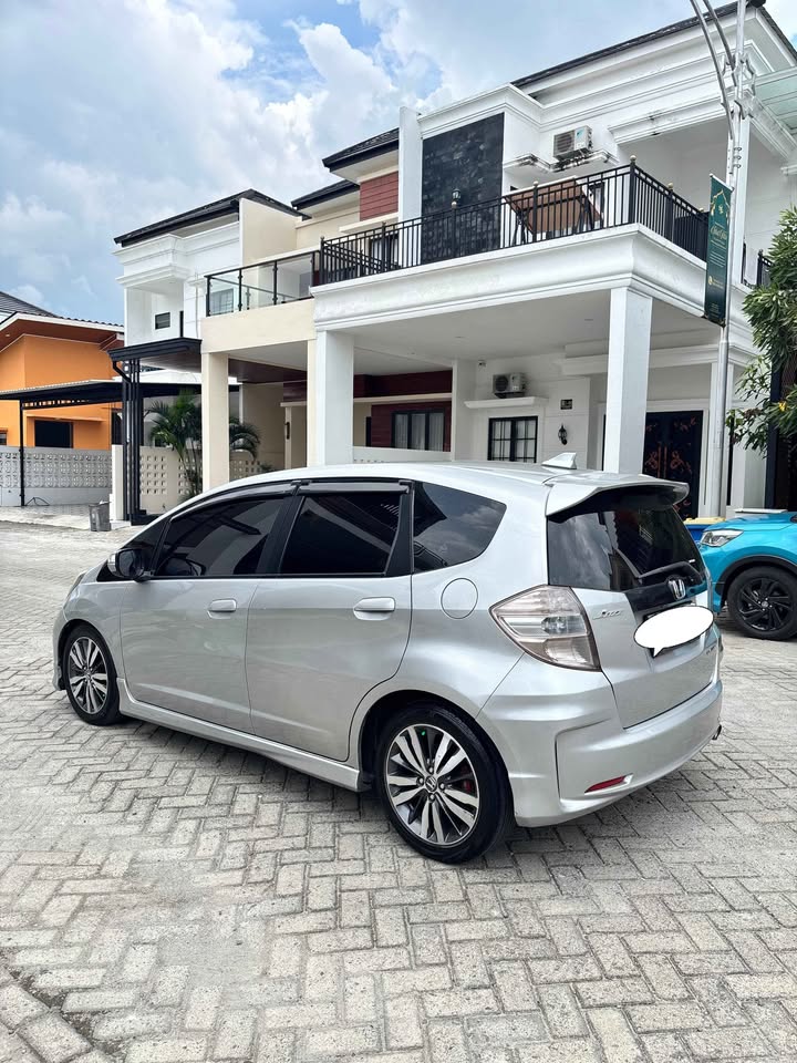 Honda Jazz Last Edition RS Th 2014 Automatic